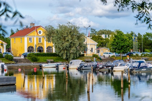 Round trip around the world’s largest archipelago