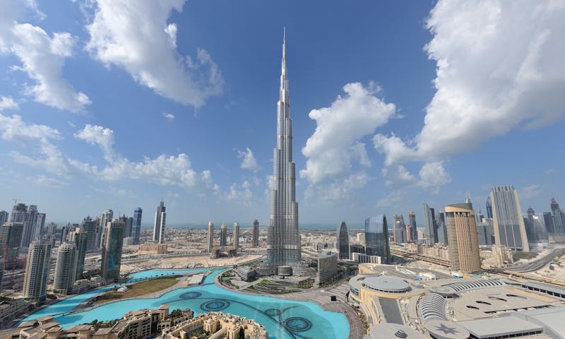 Burj Khalifa pilvenpiirtäjä, hinta alk. 46 €/hlö  