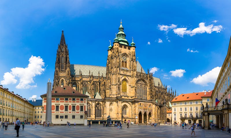 1. päivä Vaikuttava Prahan linna
