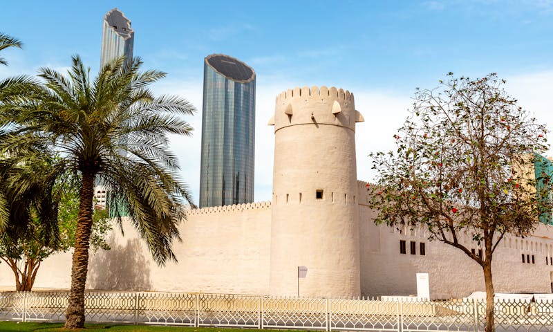 4. päivä Kulttuuria ja taidetta Abu Dhabissa
