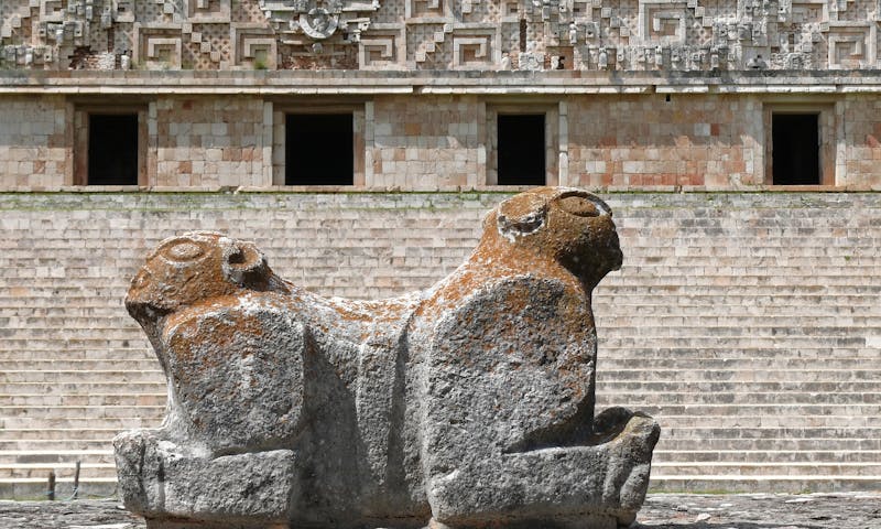 3.päivä Vierailu Uxmalin ja Kabahin arkeologisissa kohteissa