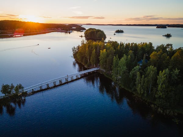 Enjoy the wonderful destinations of Lake Saimaa