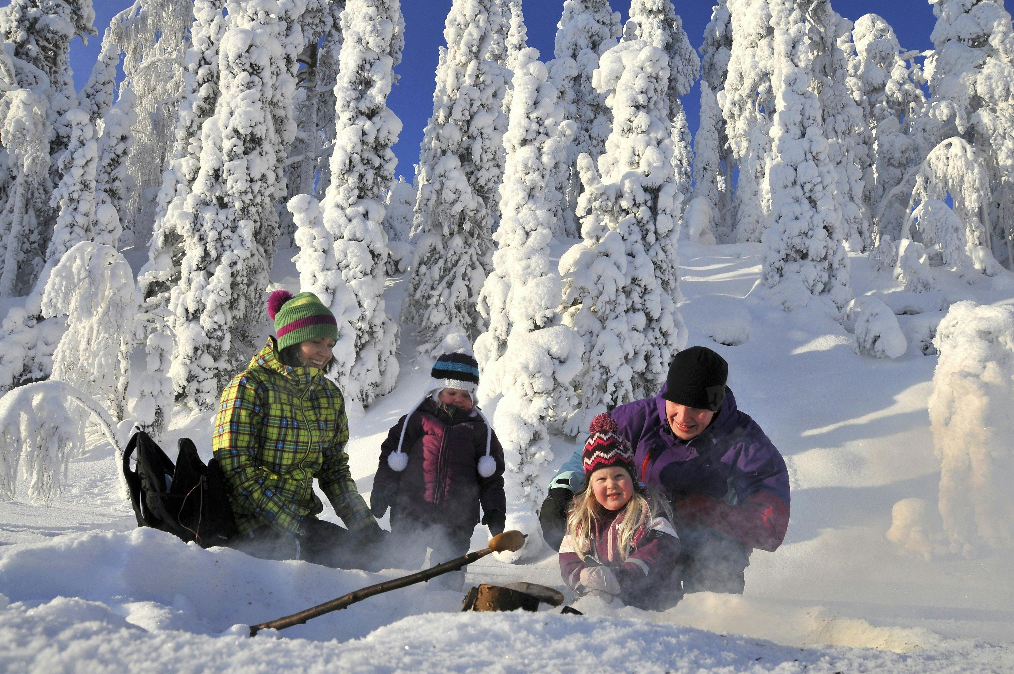 Featured image for “Talvinen aktiiviloma koko perheelle Vuokatissa”