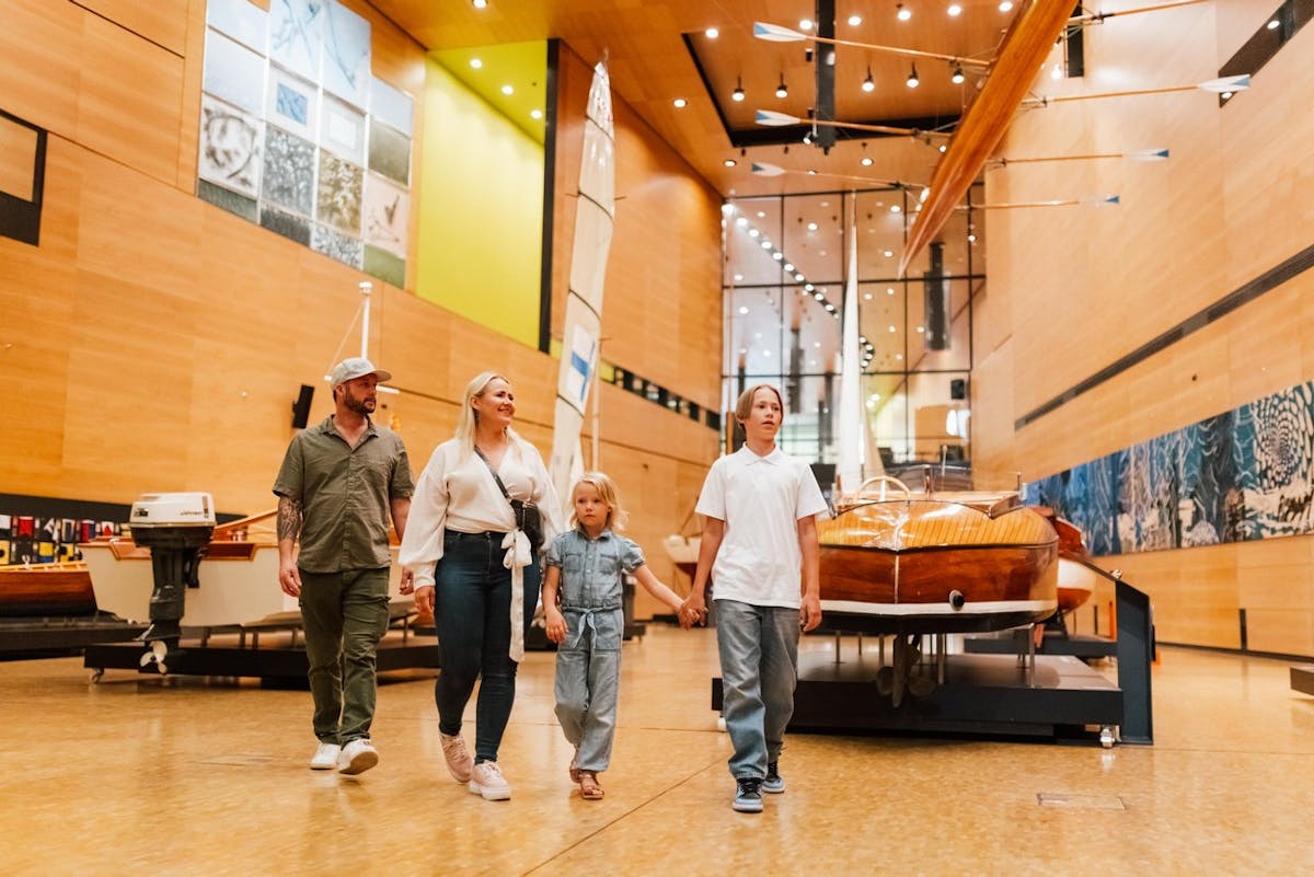 perhe Merikeskus Vellamossa